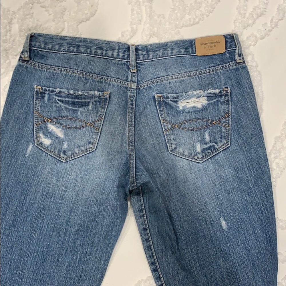 Abercrombie & Fitch | ripped jeans - Picture 4 of 6